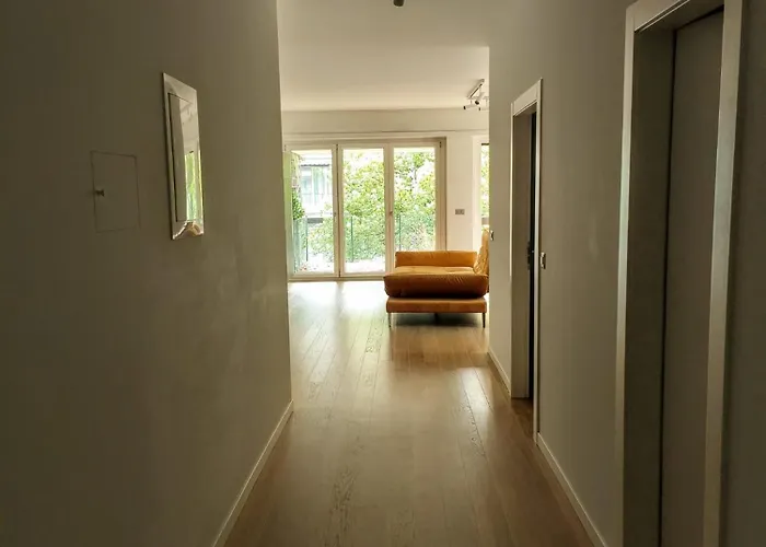 Regina Design アパート ルガーノ