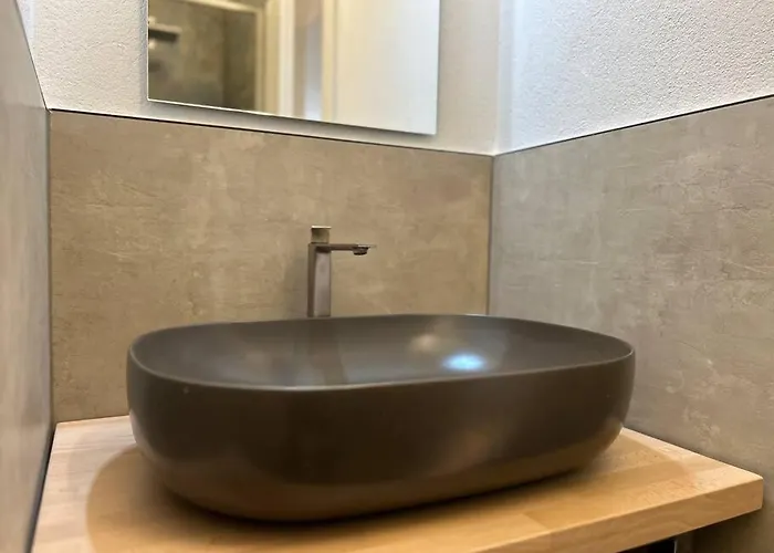 Апартаменти Regina Design Лугано